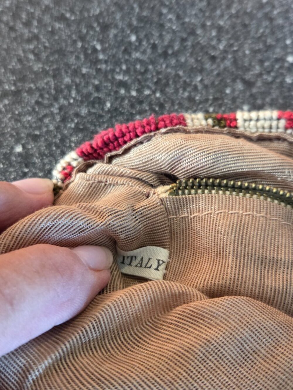 Vintage Needlepoint Tapestry Purse Gold Hardware and Chain Made in Italy - Picture 8 of 13